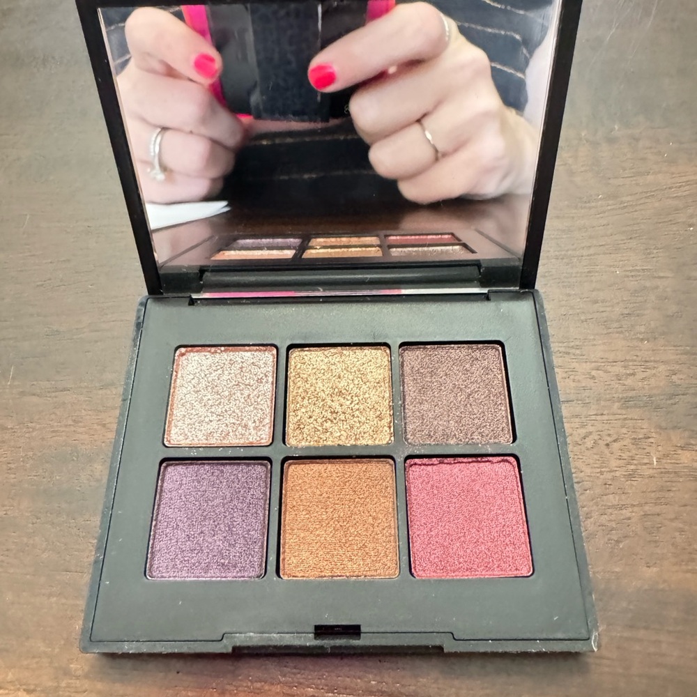 NARS Quartz Voyager Eyeshadow Palette *DISCONTINUED